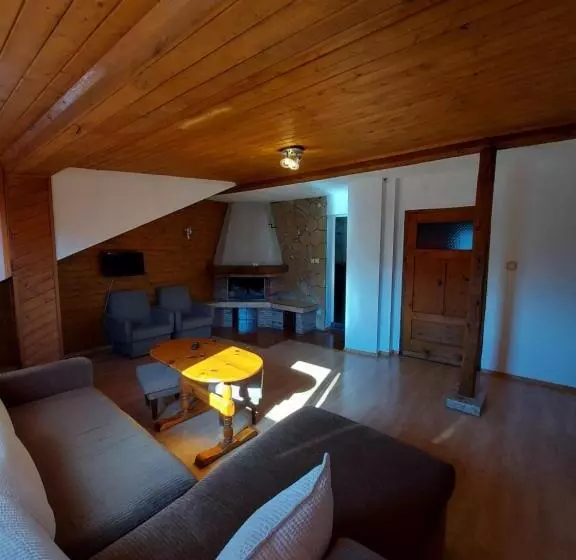 ペンション Vasi Apartments