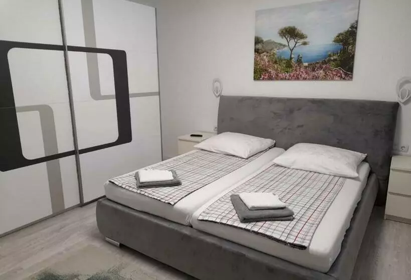 Aamiaismajoitus (B&B) Casa Sannicolau