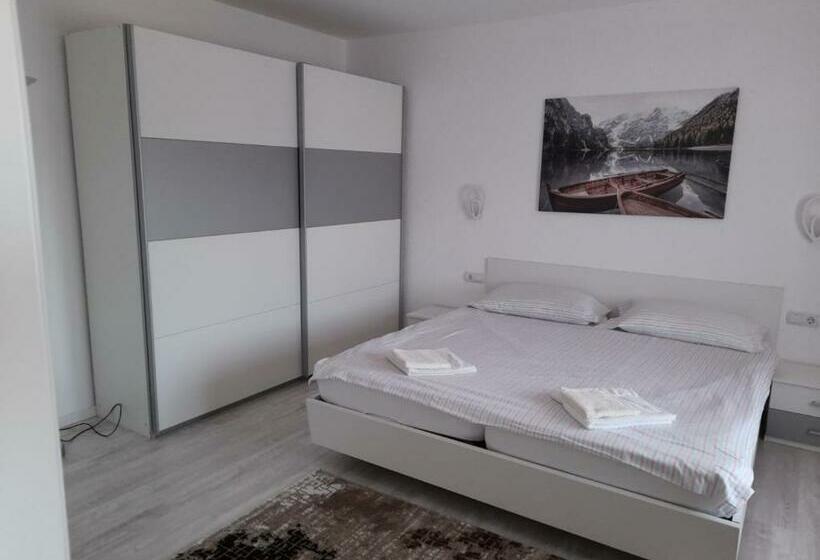 Bed and Breakfast Casa Sannicolau