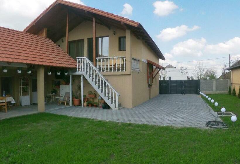 Bed and Breakfast Casa Sannicolau