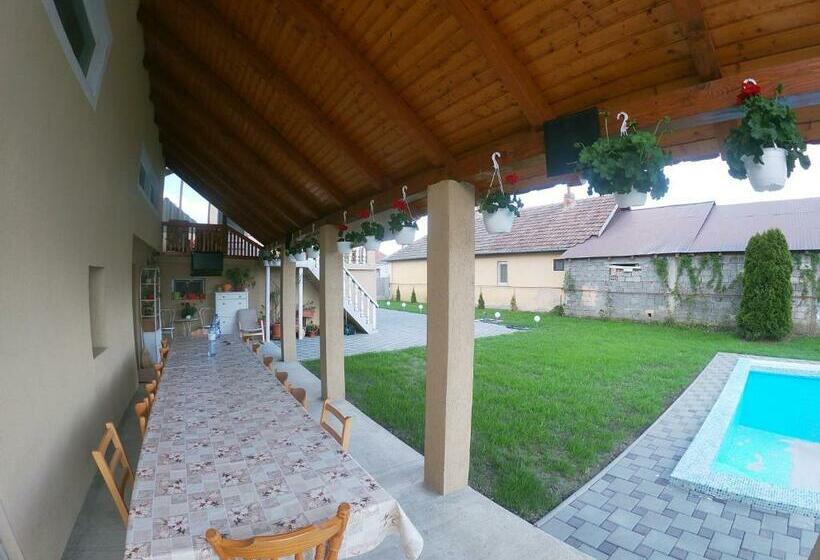 Bed and Breakfast Casa Sannicolau