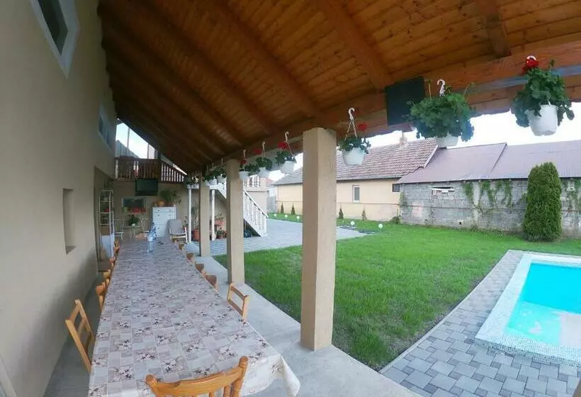 Aamiaismajoitus (B&B) Casa Sannicolau