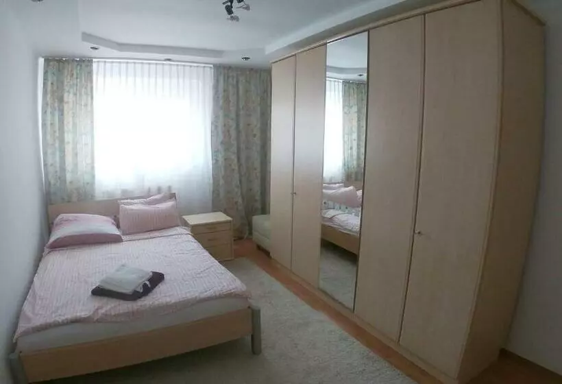 Aamiaismajoitus (B&B) Casa Sannicolau