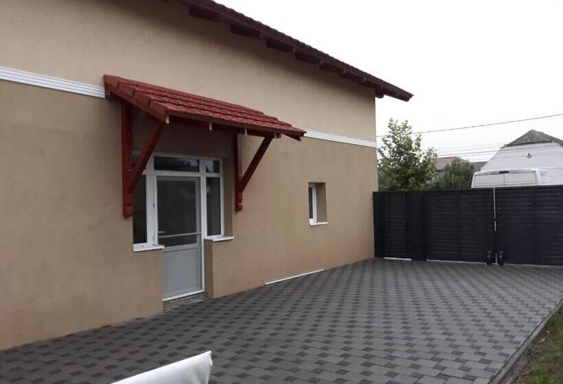 Bed and Breakfast Casa Sannicolau