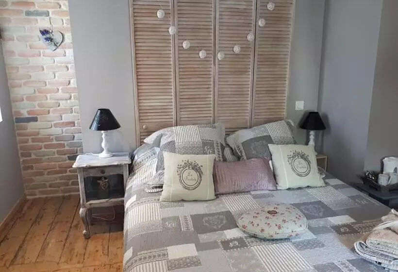 Aamiaismajoitus (B&B) Chambres D Hôtes Le Clos Des Vins D Anges