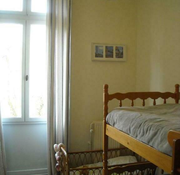 Bed and Breakfast Chateau De Pougy