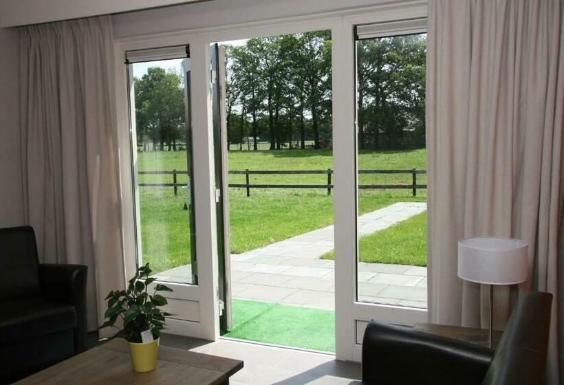 민박 De Huttert Opkamer