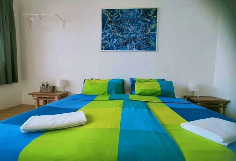 مبيت وإفطار Ten Rooms