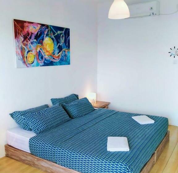 مبيت وإفطار Ten Rooms