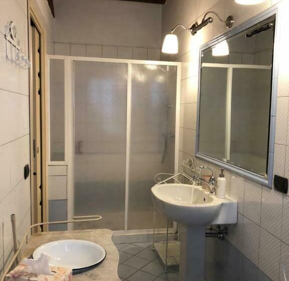 민박 Via D  Este 8