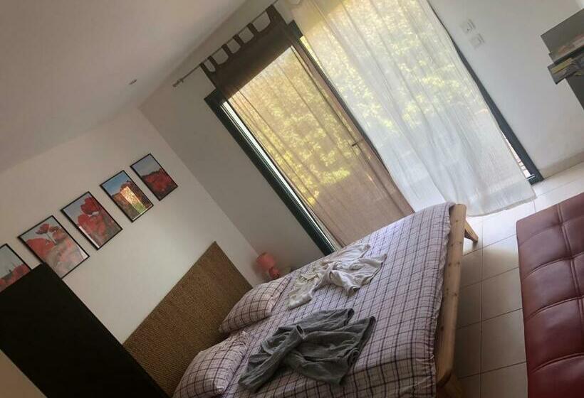 צימר Villa Des Romieux