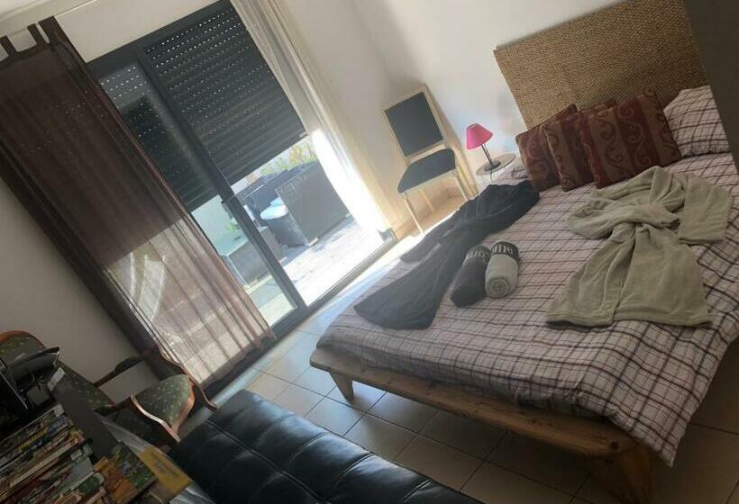 צימר Villa Des Romieux