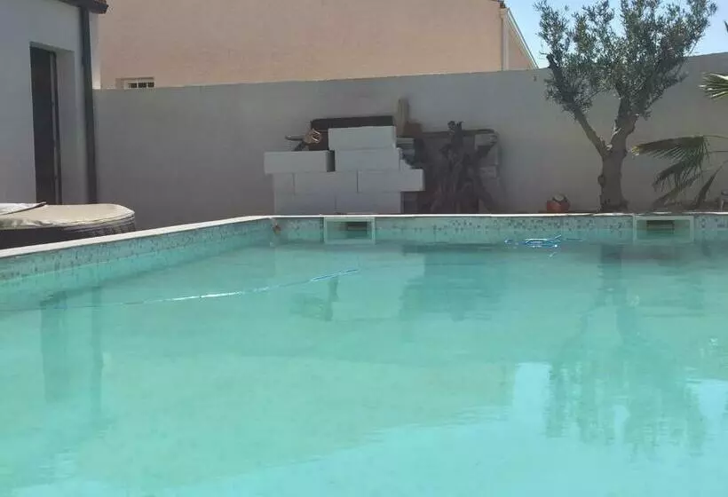 ベッドアンドブレックファースト Villa Des Romieux