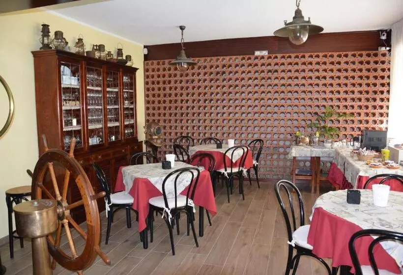 پانسیون Asseu