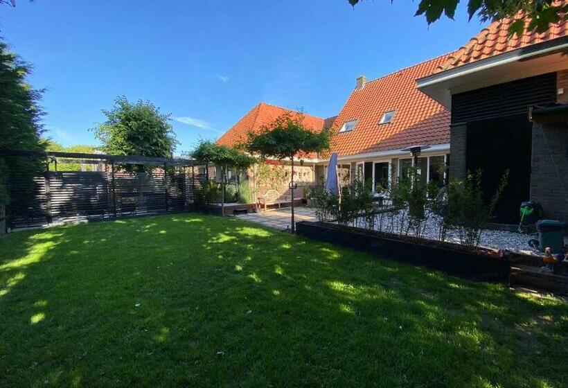 住宿加早餐  De Oude Slaght  Luxe Suite Met Buitensauna