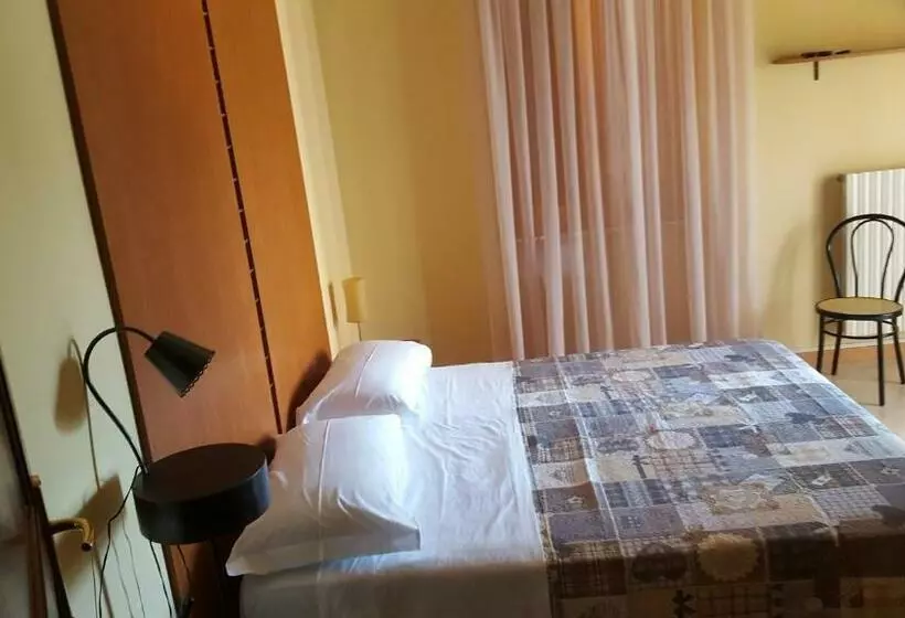 Aamiaismajoitus (B&B) Locanda Della Bottega