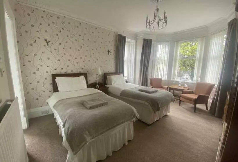 Aamiaismajoitus (B&B) Lomond Guest House