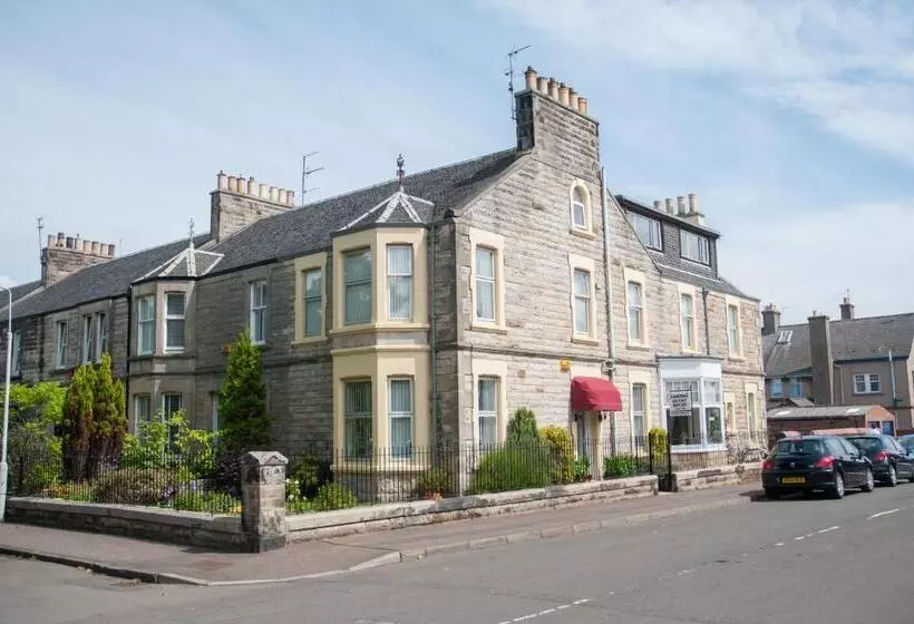 Aamiaismajoitus (B&B) Lomond Guest House