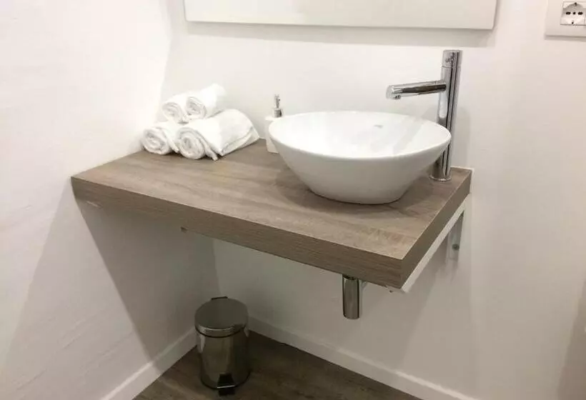 Castello Errante Bio B&b
