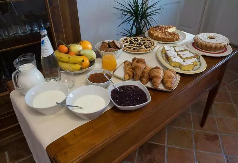 Hotelli I Casali Di Colle Monte