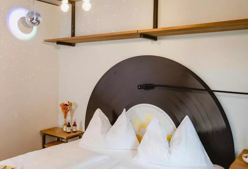 ホテル Zum Sigismund   Kiss & Sleep