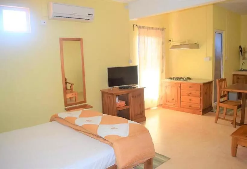 پانسیون Le Rosier