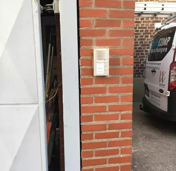 Retkeilymaja Dormitorium Kaarst Wohnraum Auf Zeit