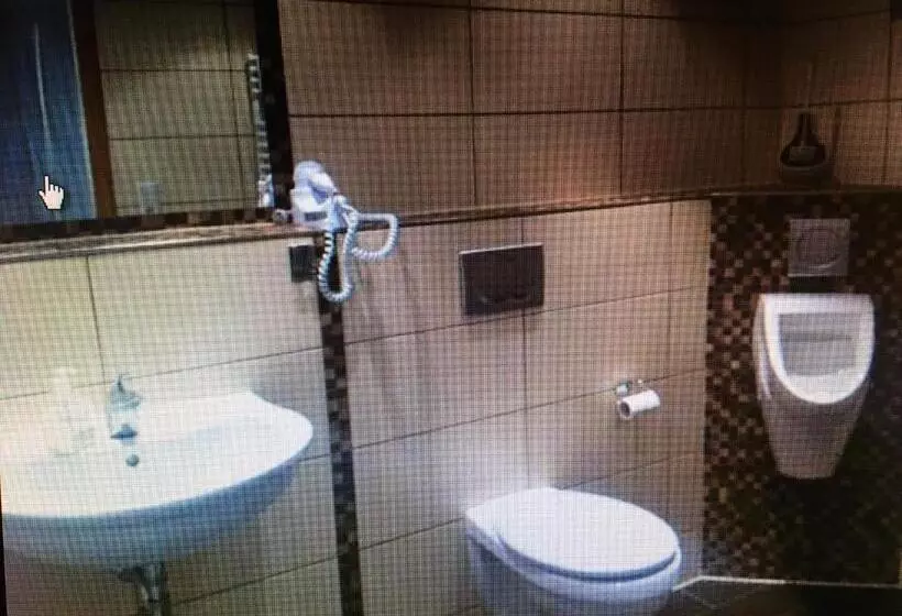 Retkeilymaja Dormitorium Kaarst Wohnraum Auf Zeit