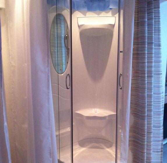 فندق صغير Dormitorium Kaarst Wohnraum Auf Zeit