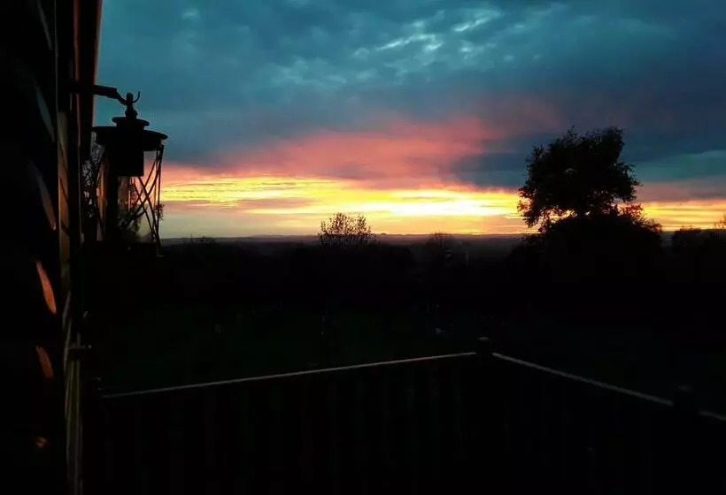 Aamiaismajoitus (B&B) La Roulotte De L Ami Nature