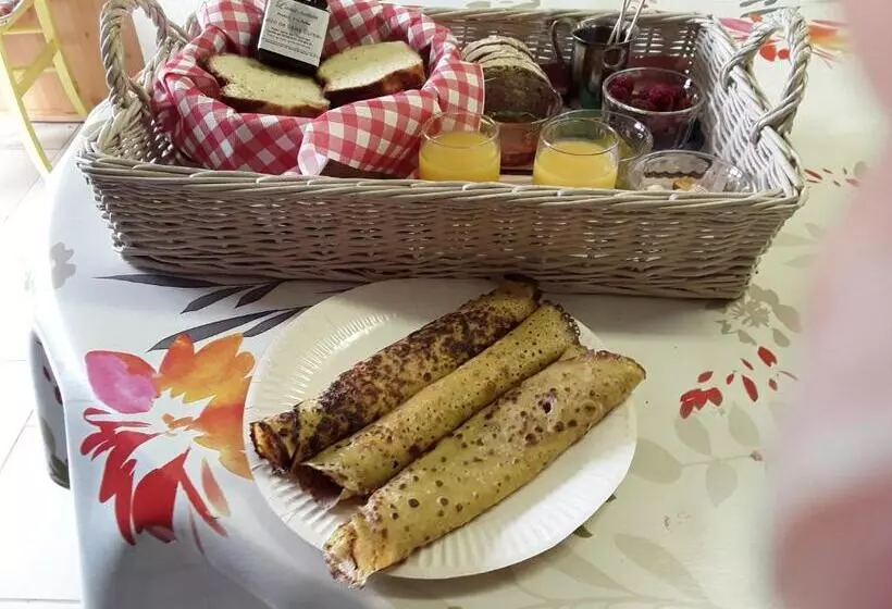 Aamiaismajoitus (B&B) La Roulotte De L Ami Nature