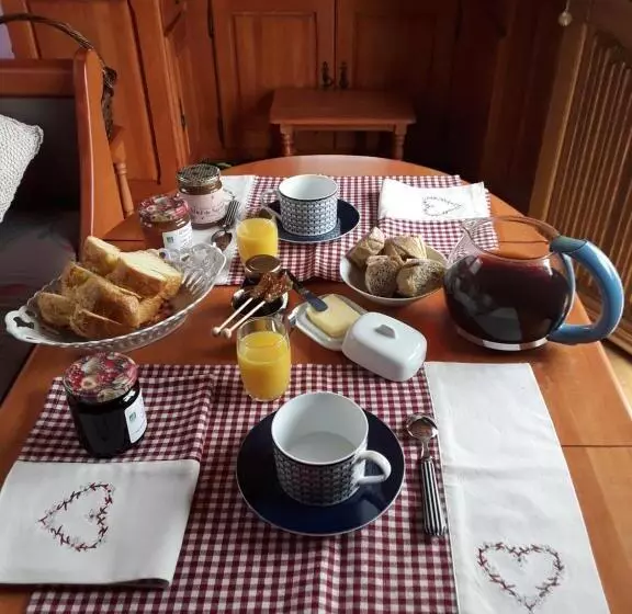 Aamiaismajoitus (B&B) La Roulotte De L Ami Nature