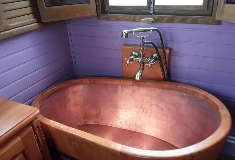 Bed and Breakfast La Roulotte De L Ami Nature