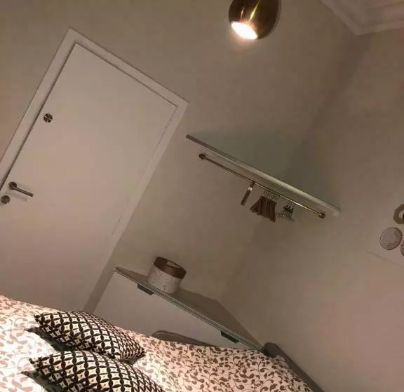 تختخواب و صبحانه Olives