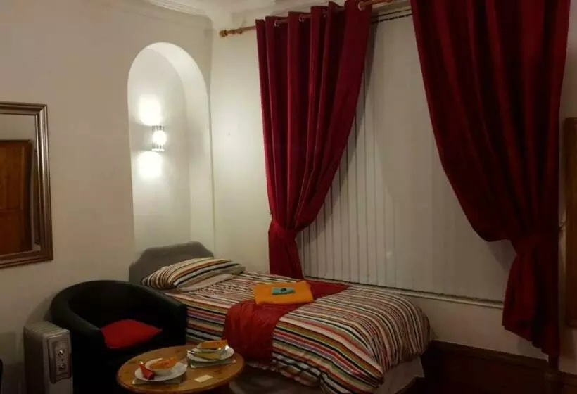 Majatalo Broomlea Guest House