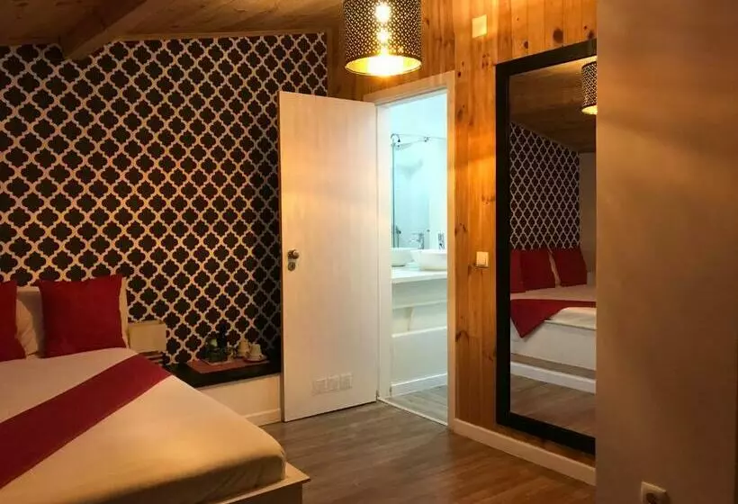 پانسیون Tejos House