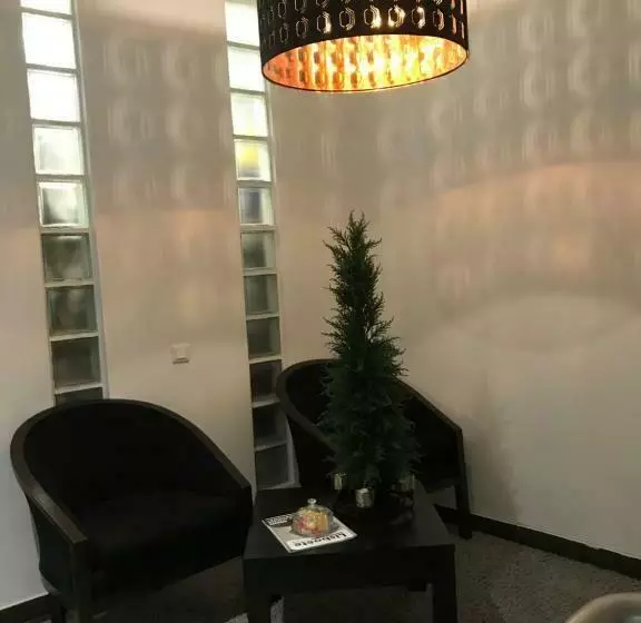 پانسیون Tejos House