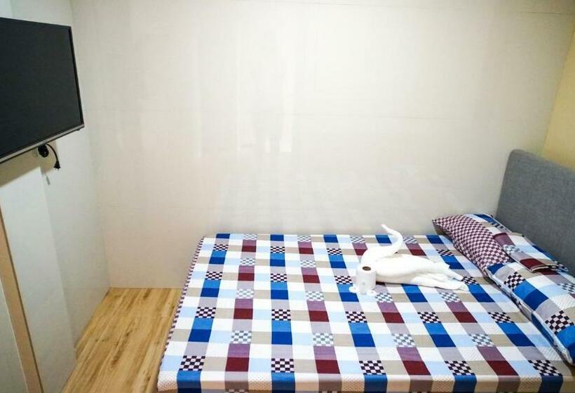 ユースホステル Parmview Inn