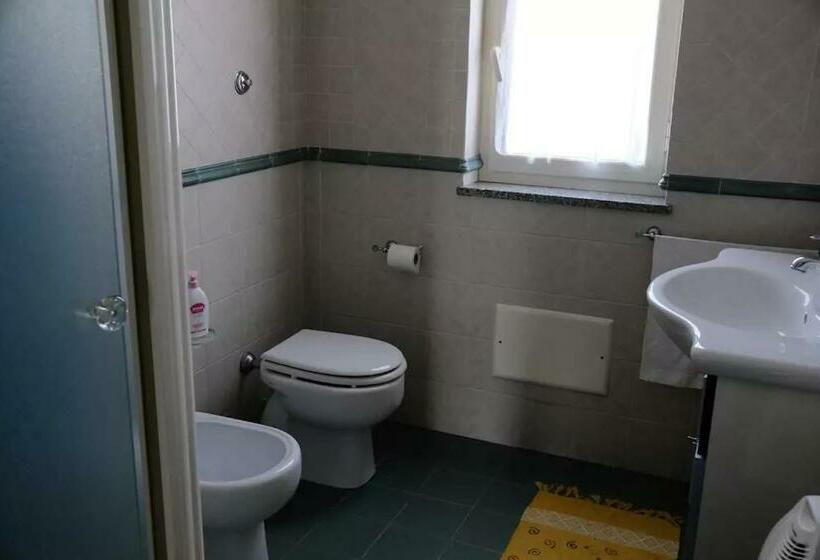 تختخواب و صبحانه Lemontree House Bacoli