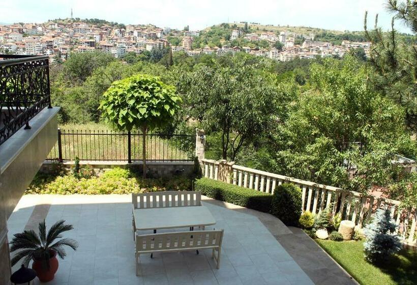 Pensione Garden Guest House