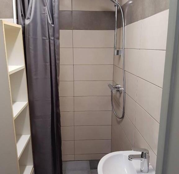 بنسيون Panamá Selva Backpacker