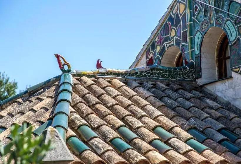 Apartamentos Gaudi Style