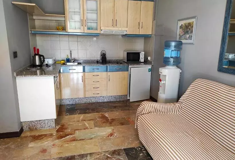 Apartamentos Gaudi Style