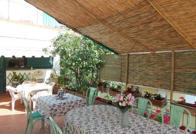 Aamiaismajoitus (B&B) La Vecchia Locanda