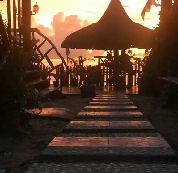 تختخواب و صبحانه Peak View Resort