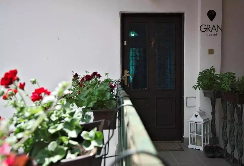 Gran Hostel