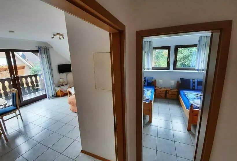 Hotelli Landhaus Burs