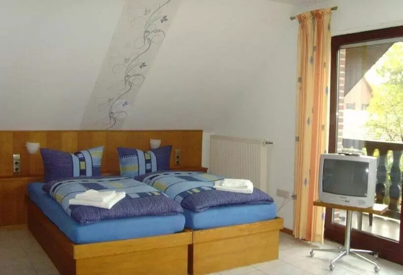 Hotelli Landhaus Burs