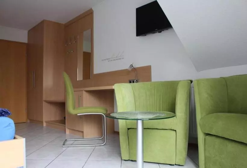 Hotelli Landhaus Burs