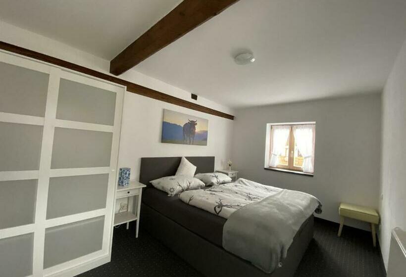 Hotel Nagelfluhhaus Hirsch